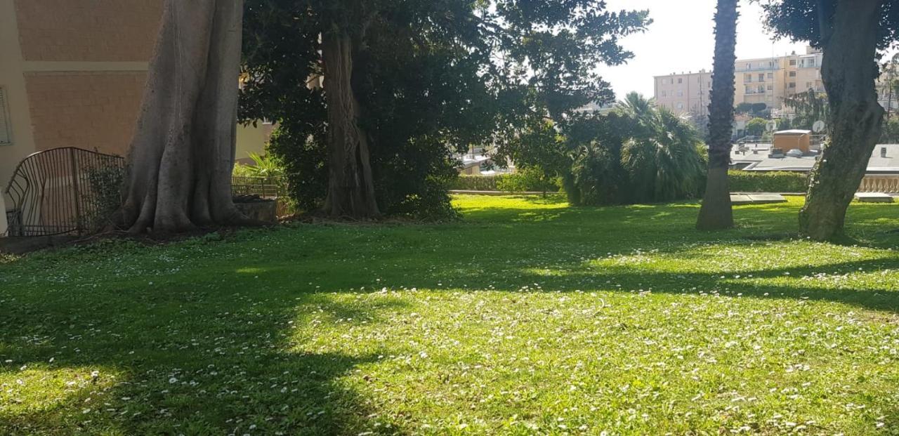 Casa Fiorenza Parcheggio Privato Sanremo Eksteriør bilde