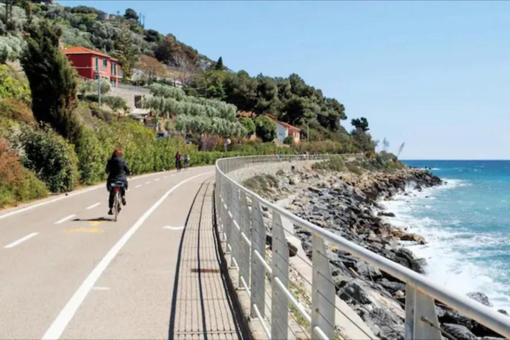 Casa Fiorenza Parcheggio Privato Sanremo Eksteriør bilde