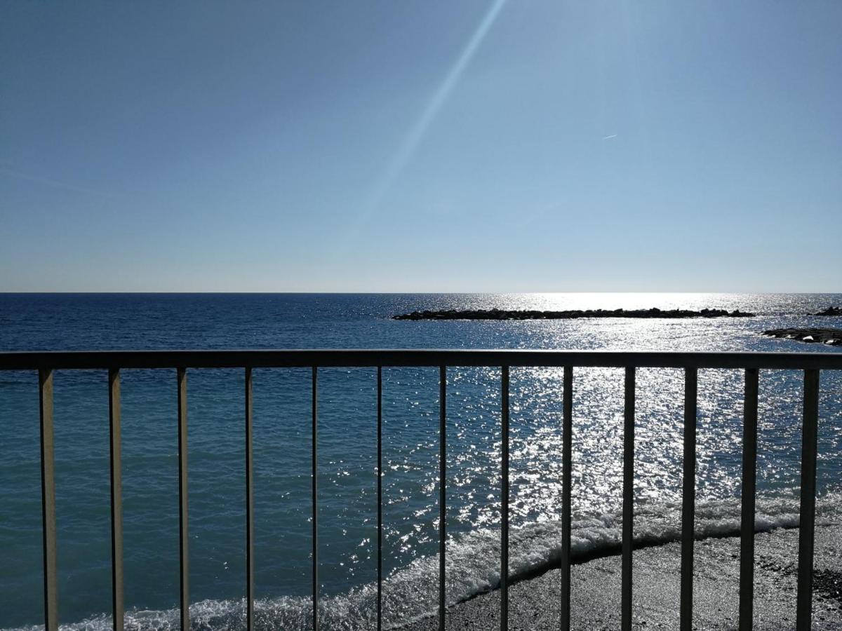 Casa Fiorenza Parcheggio Privato Sanremo Eksteriør bilde