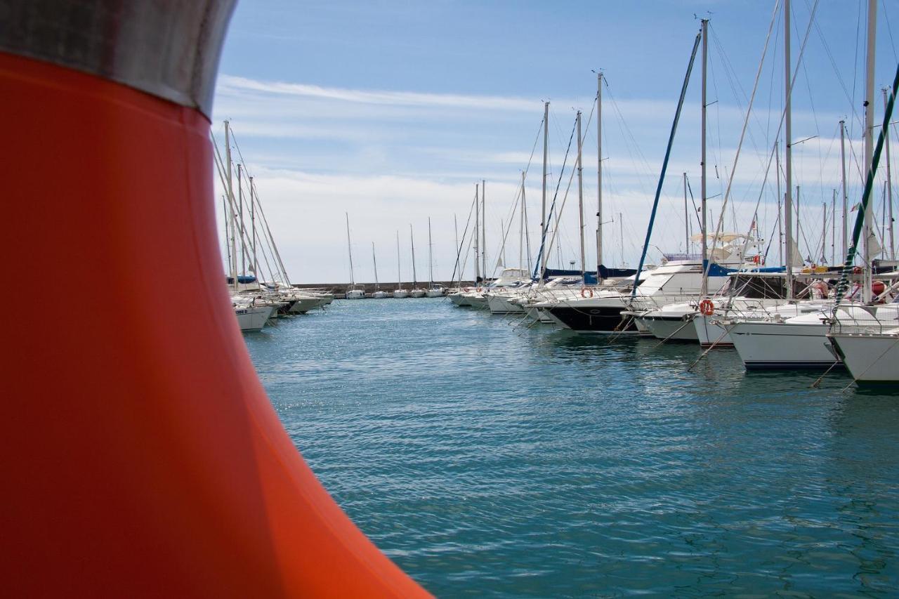 Casa Fiorenza Parcheggio Privato Sanremo Eksteriør bilde