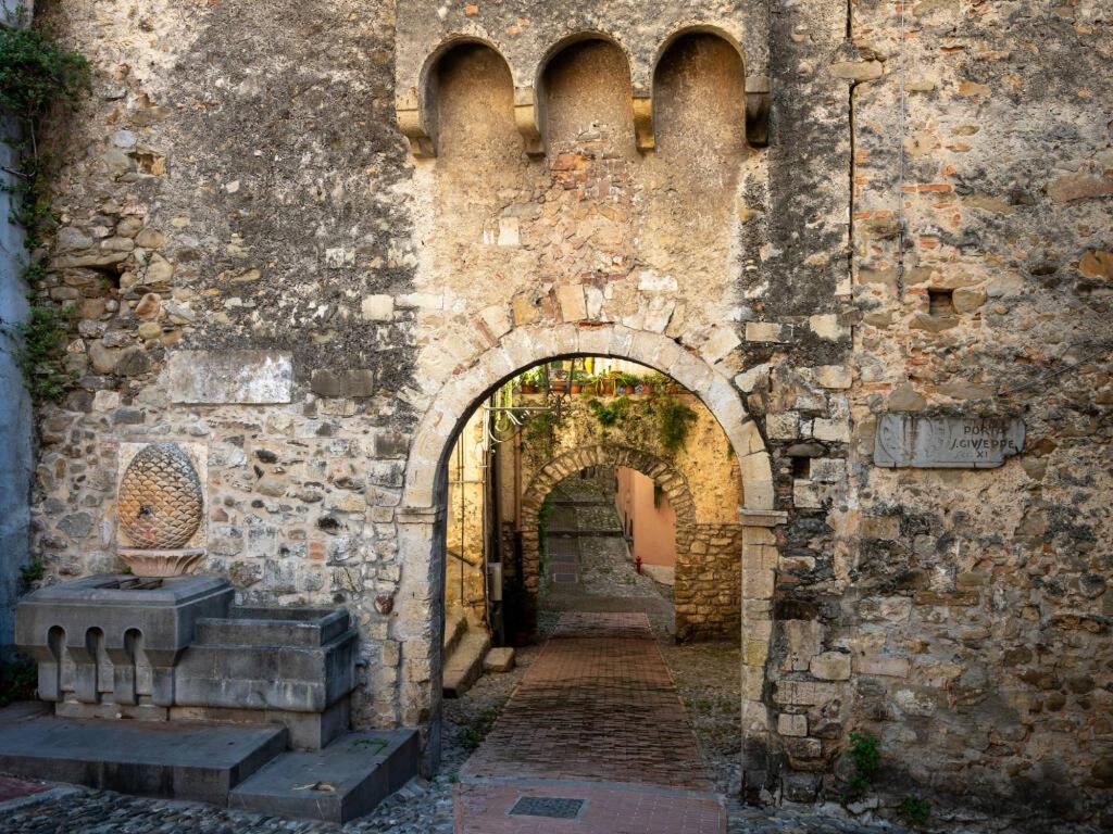 Casa Fiorenza Parcheggio Privato Sanremo Eksteriør bilde